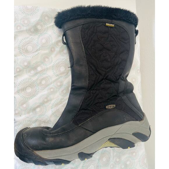 Keen women’s size 8 Snow Boot - Picture 6 of 9